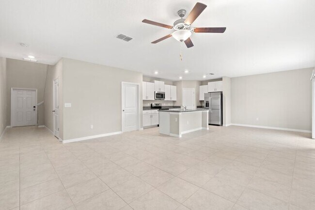 Building Photo - Like New Home For Rent in Touchstone!