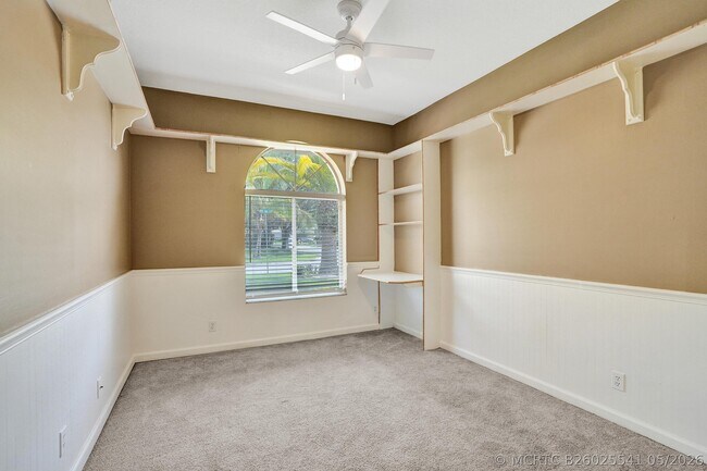 Building Photo - 10304 NW 50th Ct