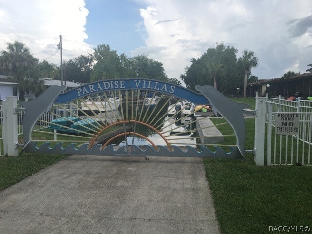 Building Photo - 1412 SE Paradise Ave