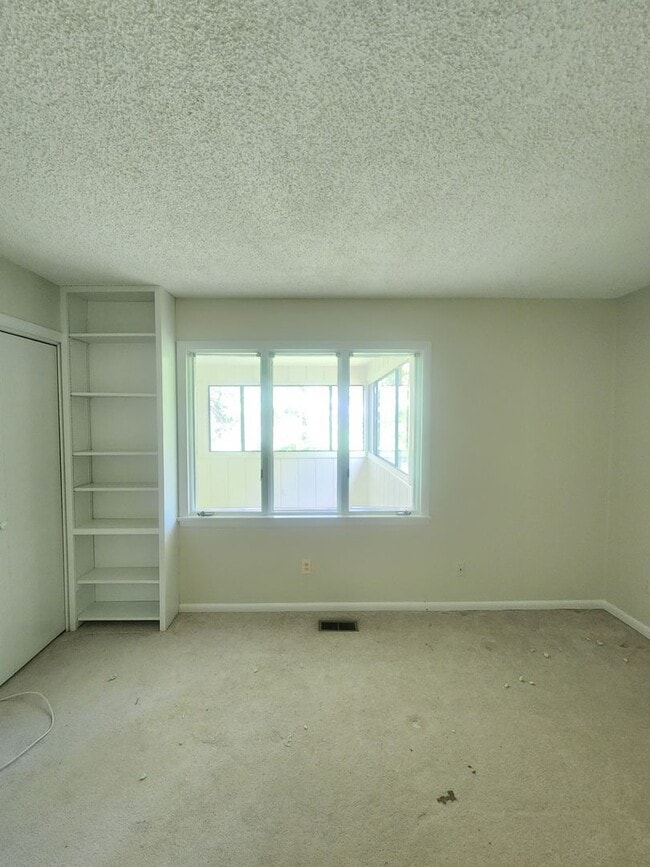 Building Photo - Crowfields Rental - 55+ Community