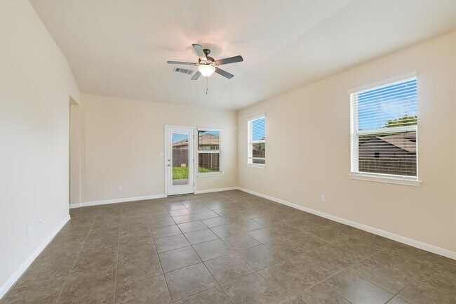 Building Photo - 5652 Porano Cir