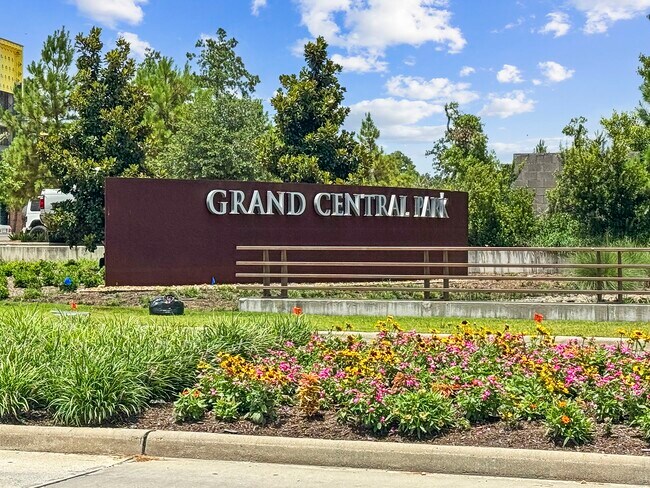 Building Photo - 316 Coldwater Creek Ct