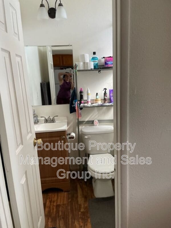 Building Photo - 792 Termino Ave