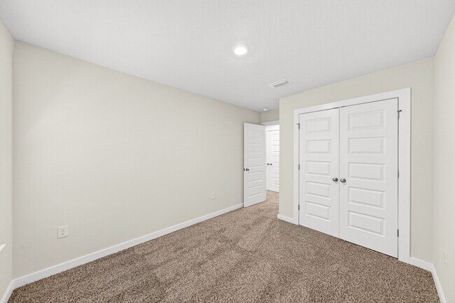 Building Photo - 51 S Main Deck Dr