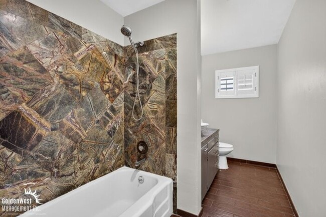 Building Photo - Charming 3Bdm 2Ba Home with Private Backyard in Phoenix!
