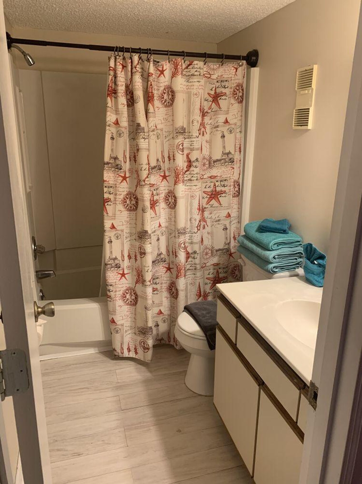 Building Photo - 983 Cayman Ct