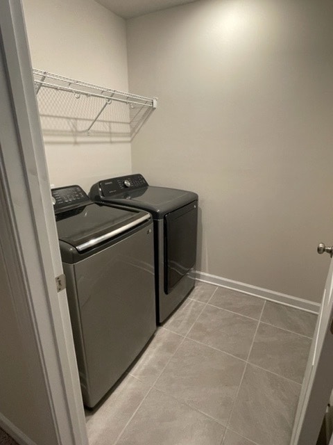 Building Photo - Almost new town home available now!
