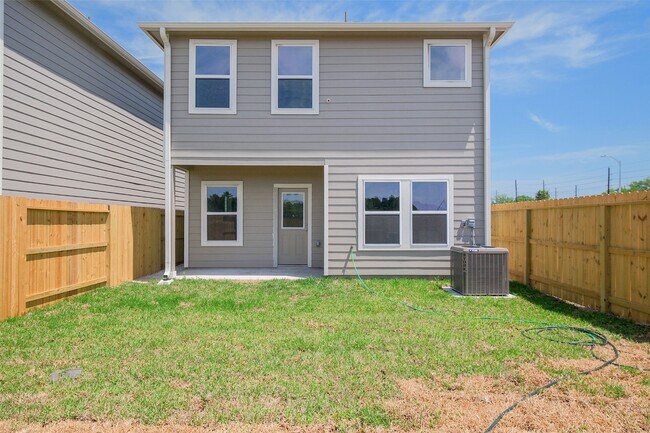 Building Photo - 703 Majestic Eagle Ct