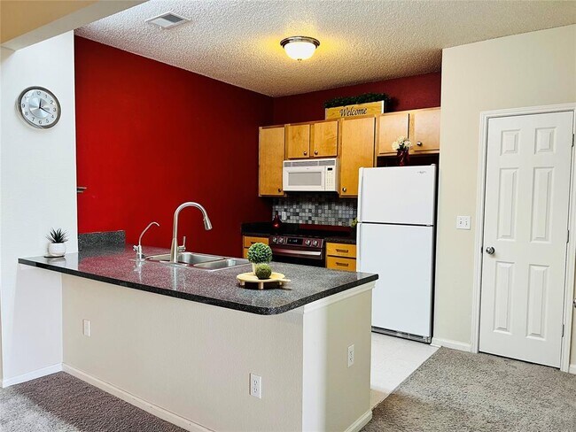 Building Photo - 2200 Classen Blvd