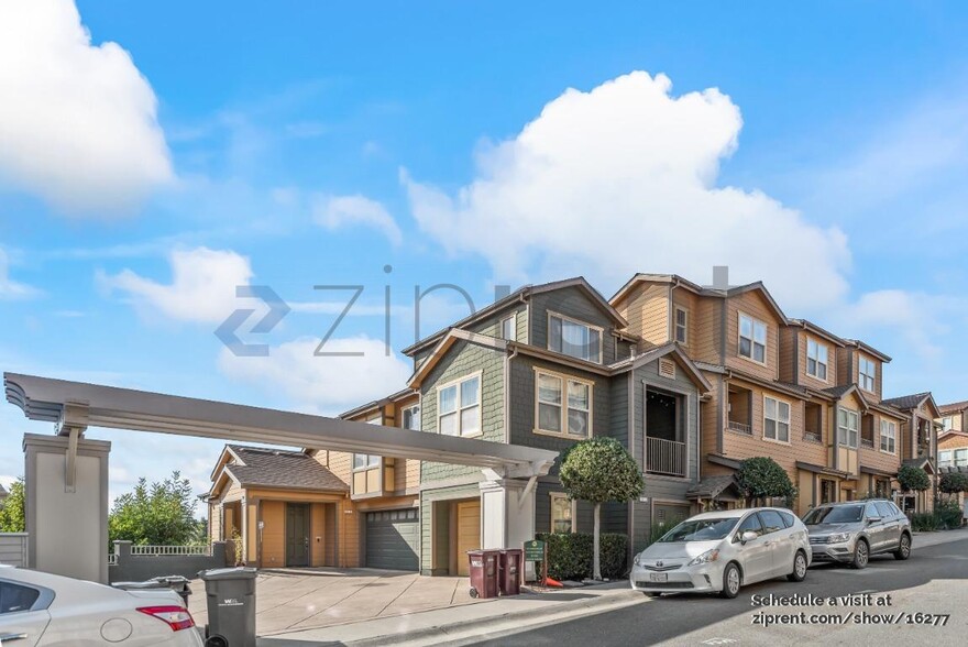 Building Photo - 6014 Old Quarry Loop