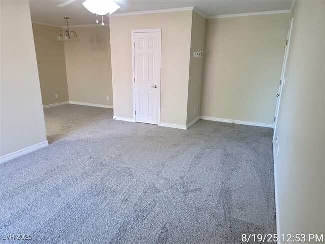 Building Photo - 5163 Indian River Dr