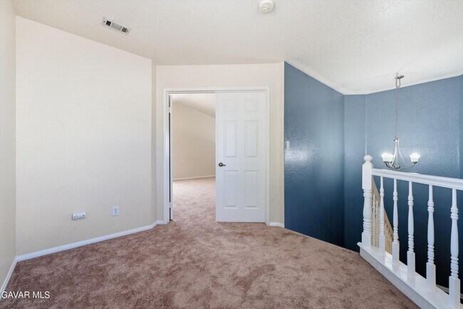 Building Photo - 3129 Golfwood Ct
