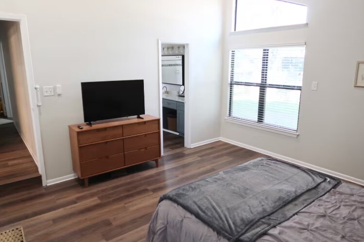 Building Photo - 15218 Bent Moss St