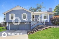 Building Photo - 121 E Remington Terrace