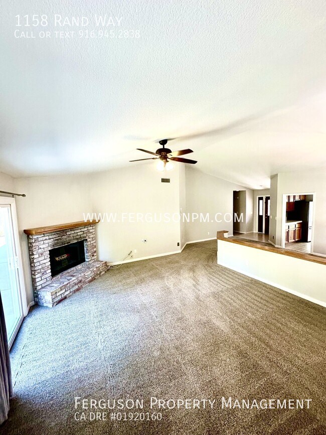 Building Photo - 1158 Rand Way