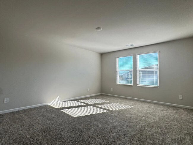 Building Photo - 4 Bedroom Single Family for Rent