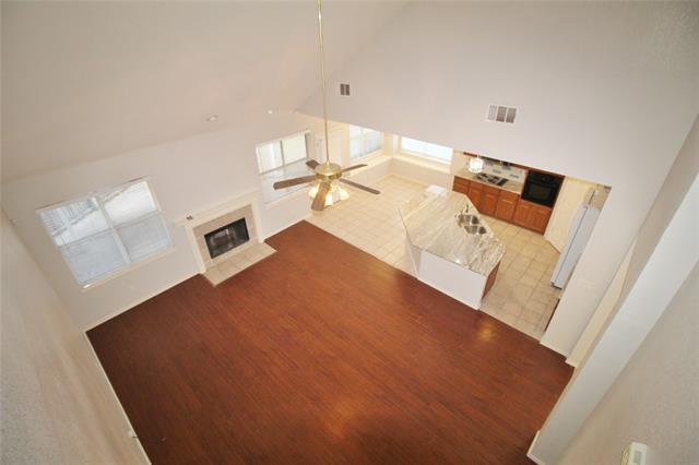 Building Photo - 204 Devonshire Ct