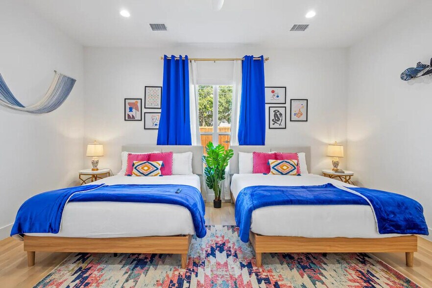 Building Photo - 2801 Cherrywood Ave