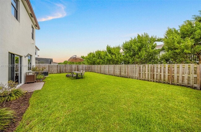 Building Photo - 268 NE 210th Way