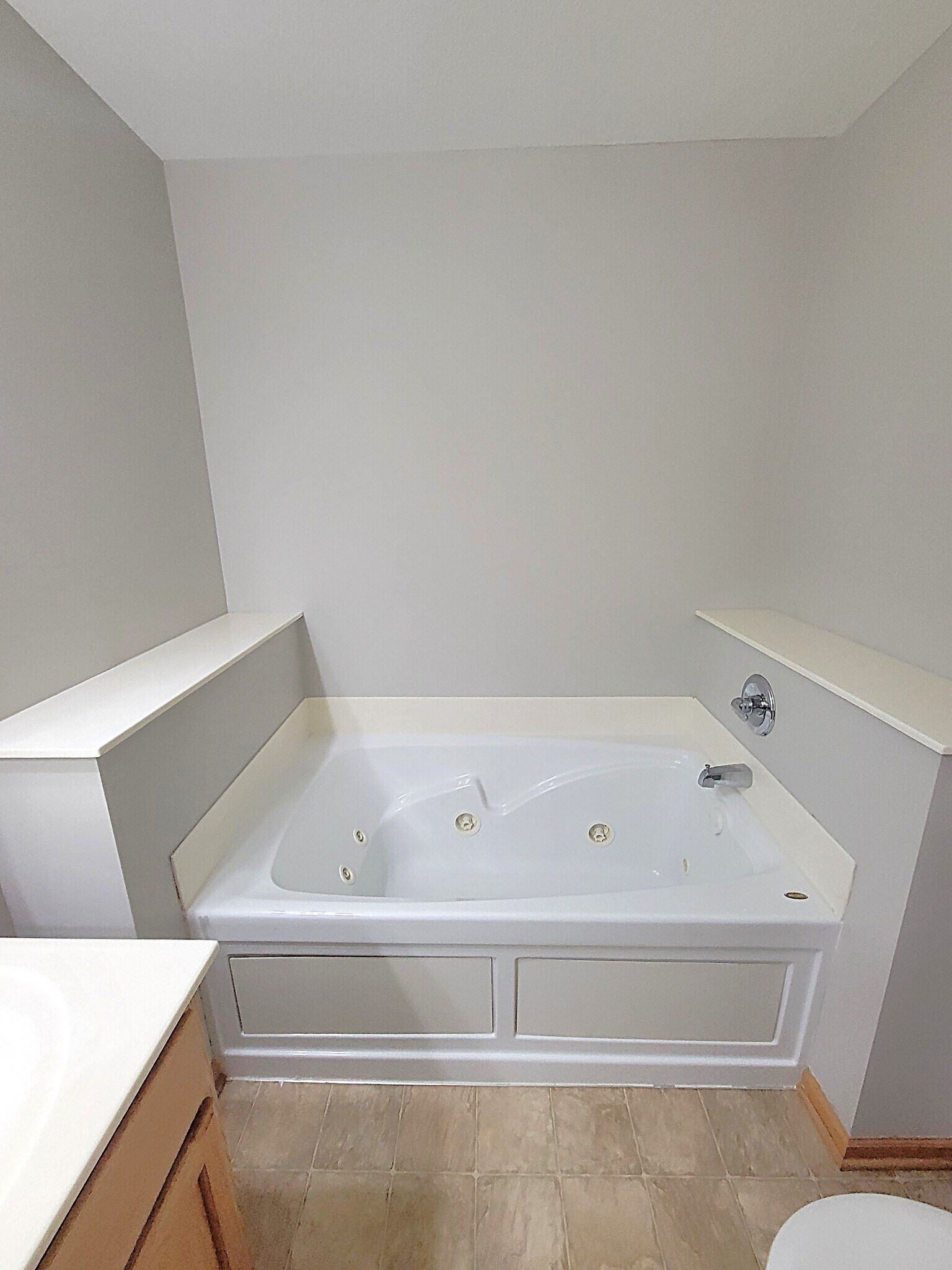 Building Photo - 3553 Sterling Heights Dr