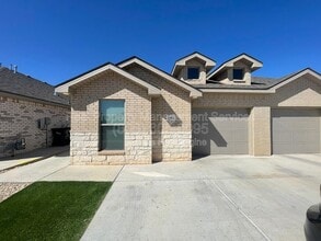 Building Photo - 2108 Langford Ave