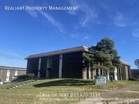 Building Photo - 208 Lakeshore Dr