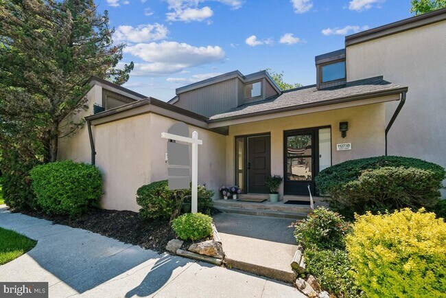 Building Photo - 11273 Skilift Ct