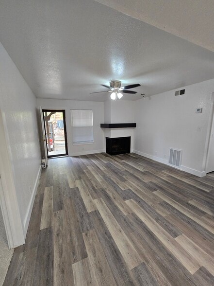 Building Photo - 6382 S 80th East Ave