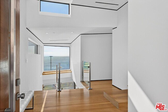 Building Photo - 17816 Porto Marina Way