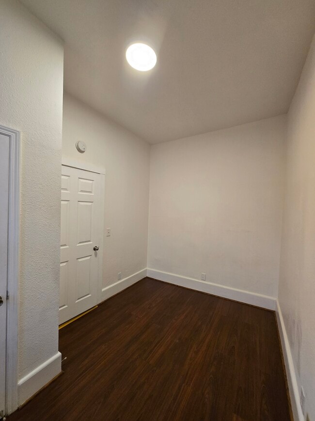 Building Photo - 2117 West St