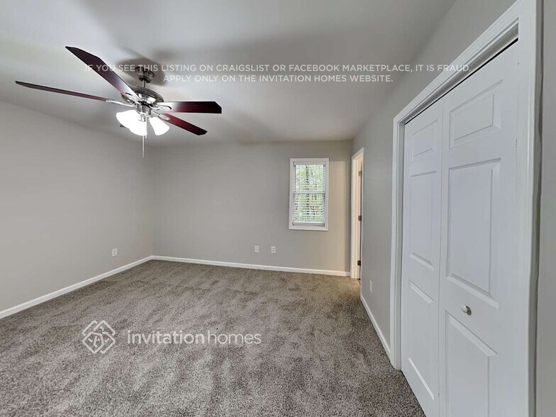 Building Photo - 5545 Gibson Dr