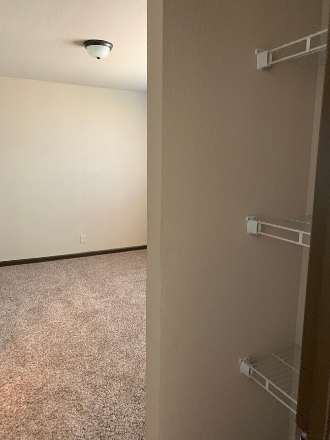 Building Photo - 1700 Locust St