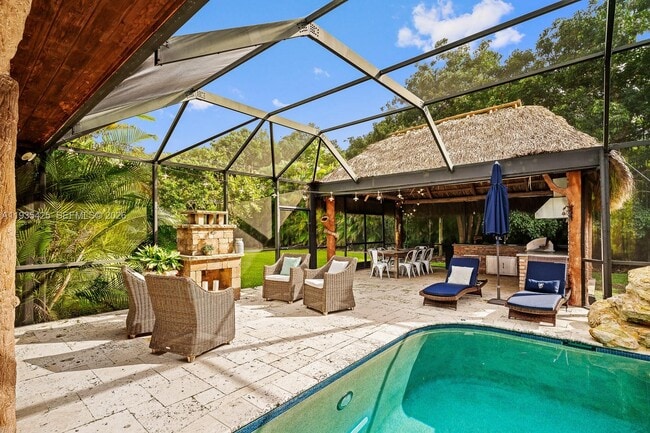 Building Photo - 9890 SW 138th St