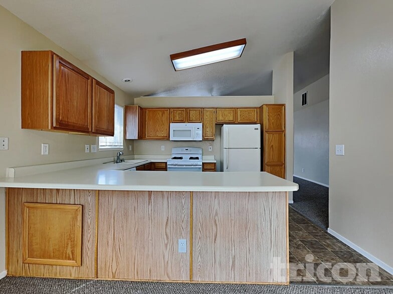 Building Photo - 8640 Sopwith Blvd
