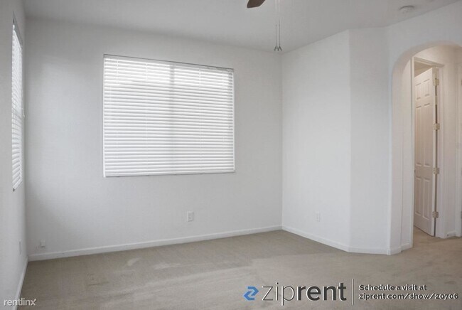 Building Photo - 4 br, 2 bath House - 1834 Zurlo Way, Sacra...