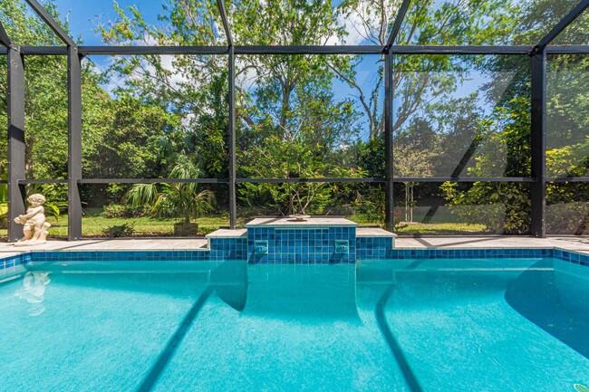 Building Photo - 1498 Lily's Cay Circle