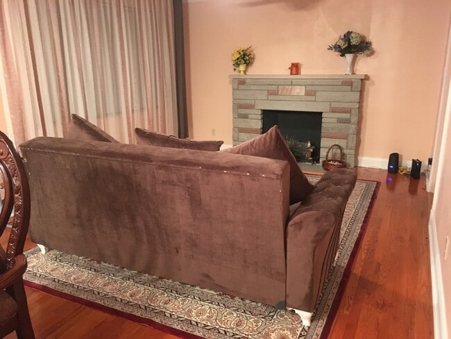 Building Photo - 3700 January Ave