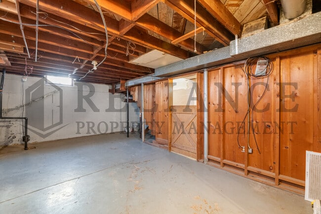 Building Photo - 363 N Woodlawn Blvd