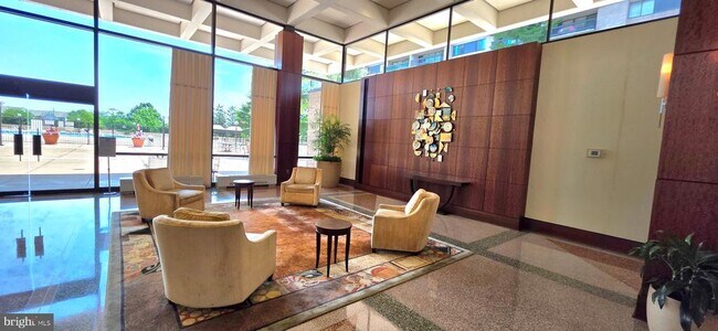Building Photo - 3701 S George Mason Dr