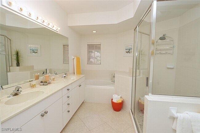 Building Photo - 22911 Rosedale Dr