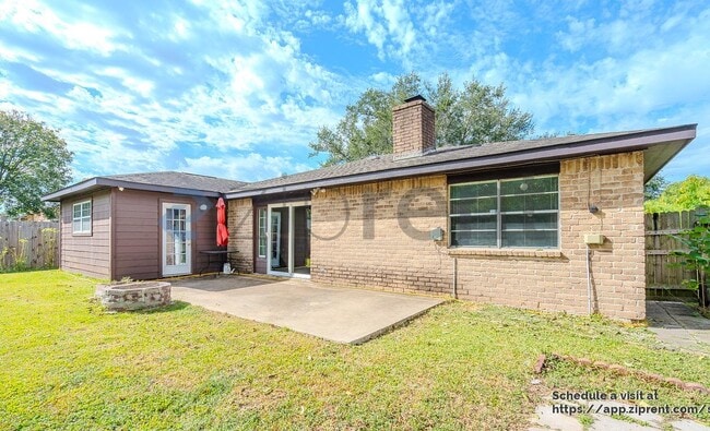 Building Photo - 10431 Odessa Dr