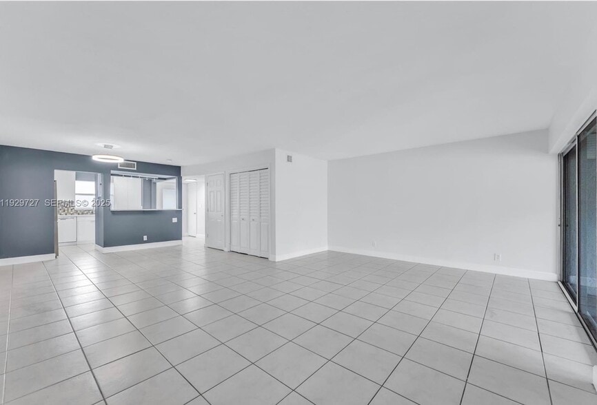 Building Photo - 2945 NW 68th St