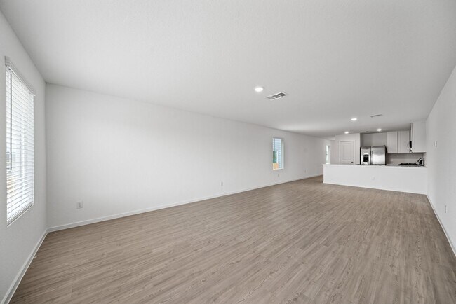 Building Photo - 241 Tahoe Ave