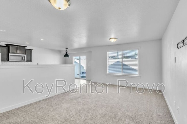 Building Photo - 268 Wren Hill Ln