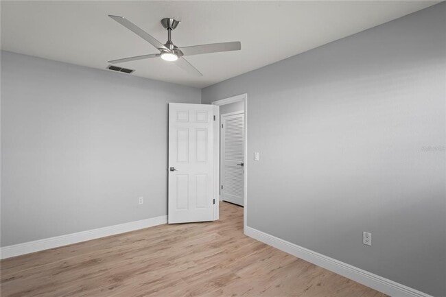 Building Photo - 8312 Roxboro Dr