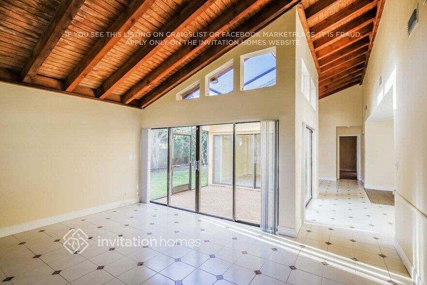 Building Photo - 9841 NW 31st Pl