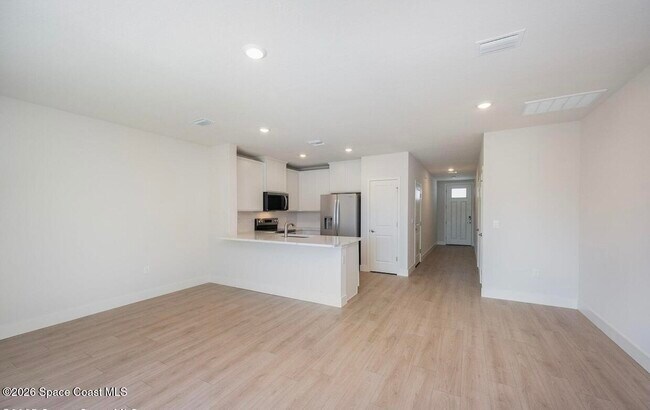 Building Photo - 466 Houston Ln