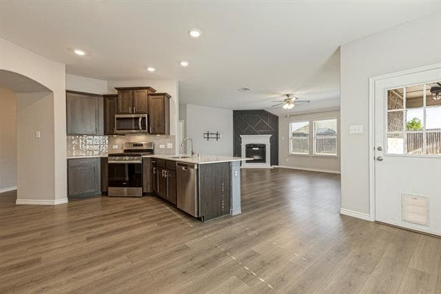 Building Photo - 314 Gatecrest Dr