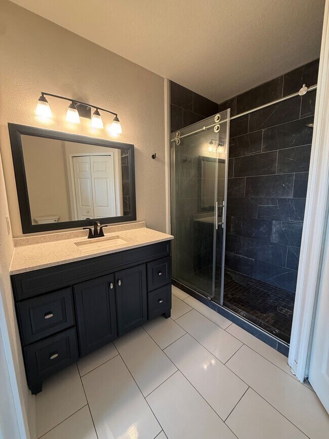 Building Photo - Longleaf Villas