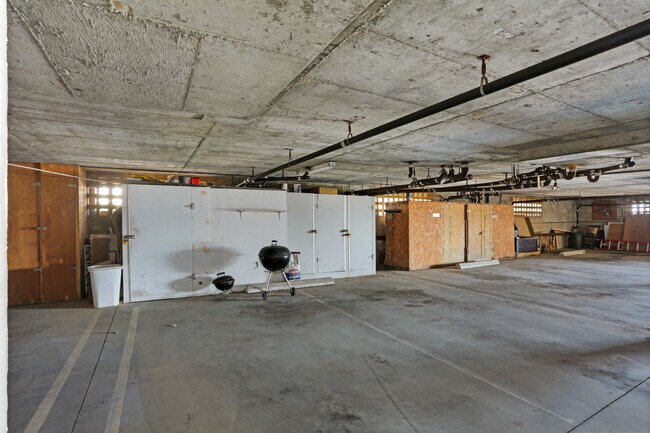 Building Photo - 1244 Seacoast Dr